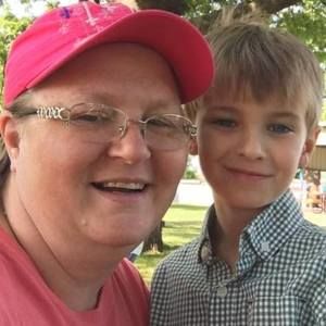 Meet your Posher, Angela